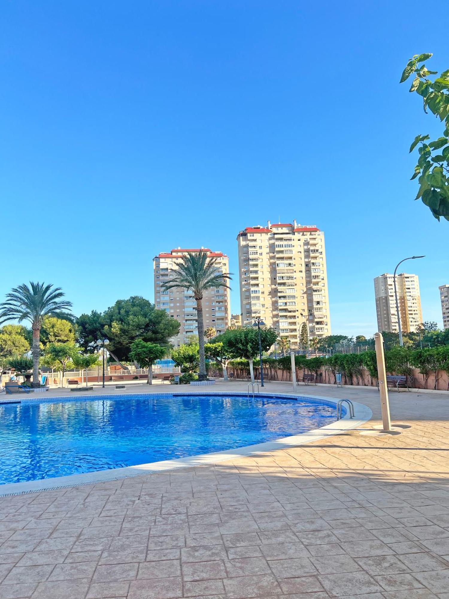 Coqueto Con Piscina, Nuevo A 50M Del Mar, Parking Gratis El Campello Exterior foto