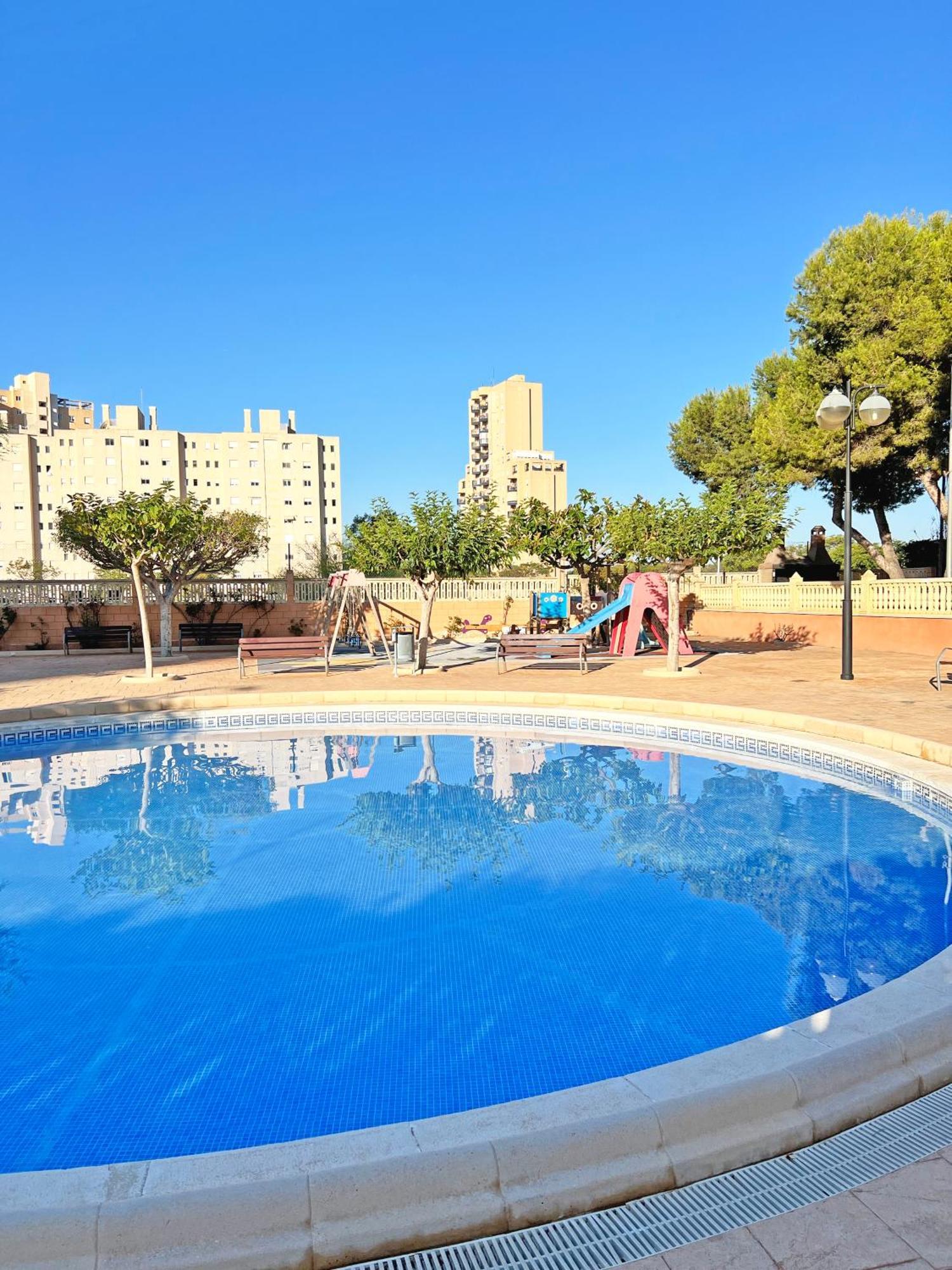 Coqueto Con Piscina, Nuevo A 50M Del Mar, Parking Gratis El Campello Exterior foto