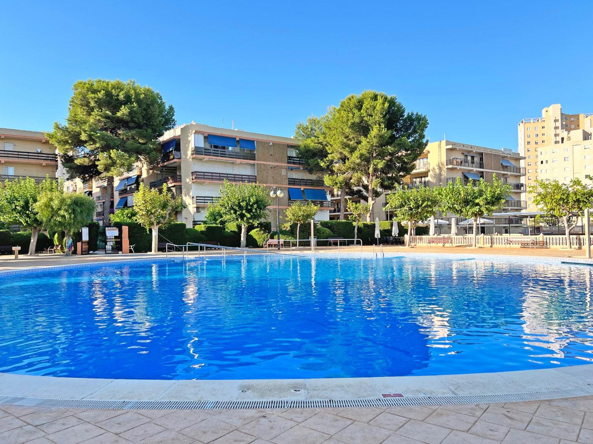 Coqueto Con Piscina, Nuevo A 50M Del Mar, Parking Gratis El Campello Exterior foto